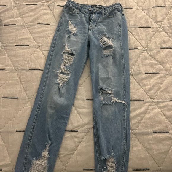Hollister slim straight jeans. Size 0R or 24. - Picture 2 of 4